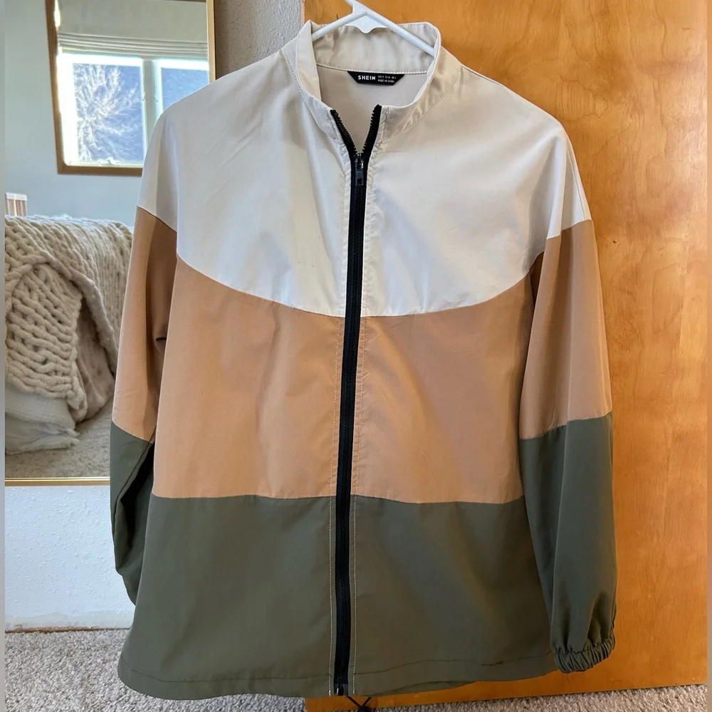 Colorblock Zip-Up Jacket - Picture 3 of 6